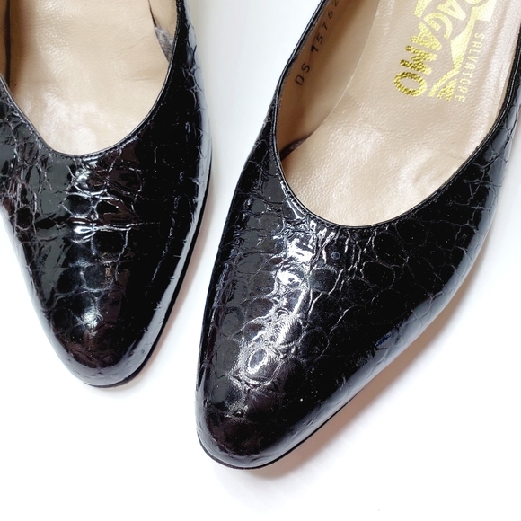 SOLD Salvatore Ferragamo 🐊 Croc Embossed Black Patent Low Heels Comfortable - Picture 2 of 12